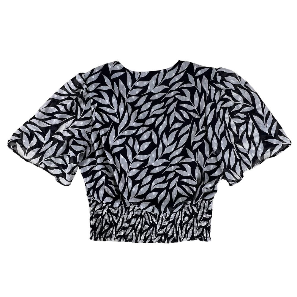 Monochrome Palm Print Flutter Sleeve Blouse S | B… - image 4